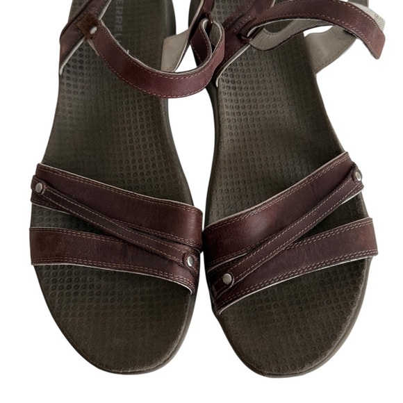 Merrell Dahlia Sandals with Cross-Straps - Picture 1 of 9